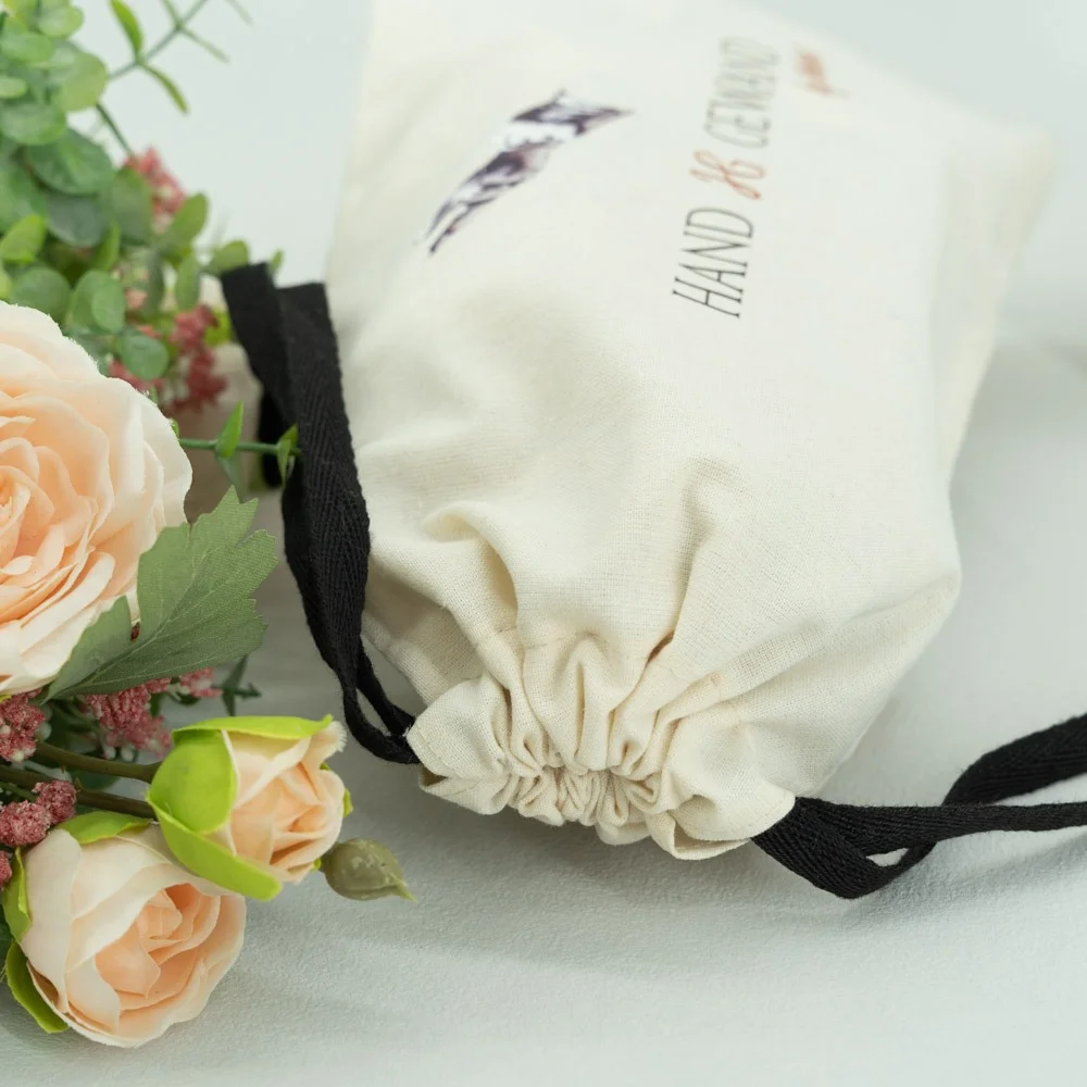 Sustainable Fashion Reusable Cotton Drawstring bag for gloves - CT23R022 - Detail